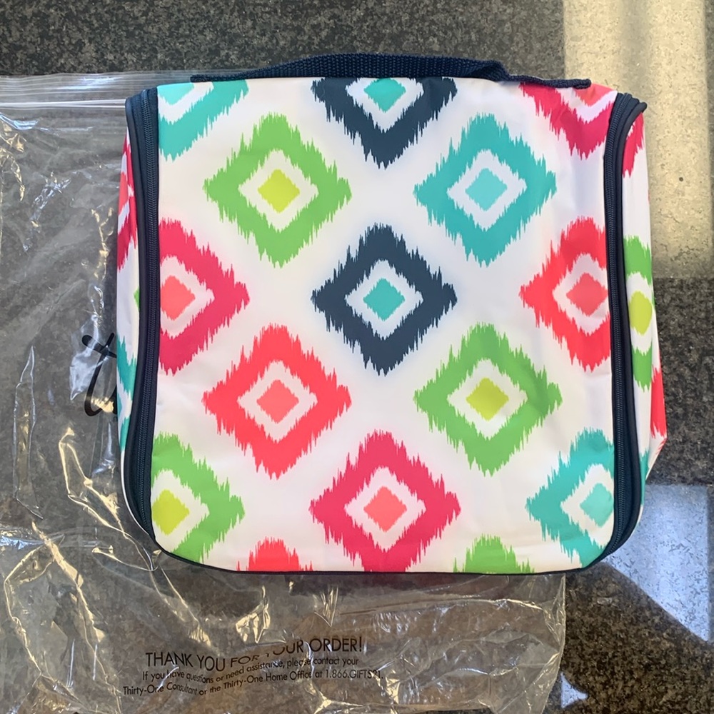 New Thirty-one hanging organizer.